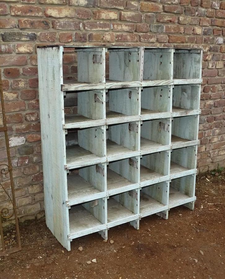 oude vakkenkast uit een schuur kast, Antiek en Kunst, Curiosa en Brocante, Ophalen