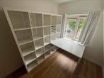 Kallax kast met bureau. Goede staat, Huis en Inrichting, Kasten | Boekenkasten, Ophalen of Verzenden, Zo goed als nieuw, 25 tot 50 cm