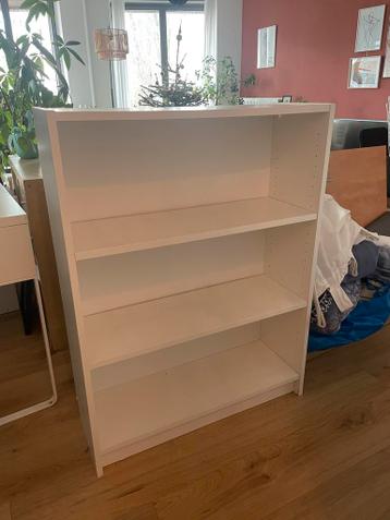 Witte lage Ikea Billy kast - afbeelding 2