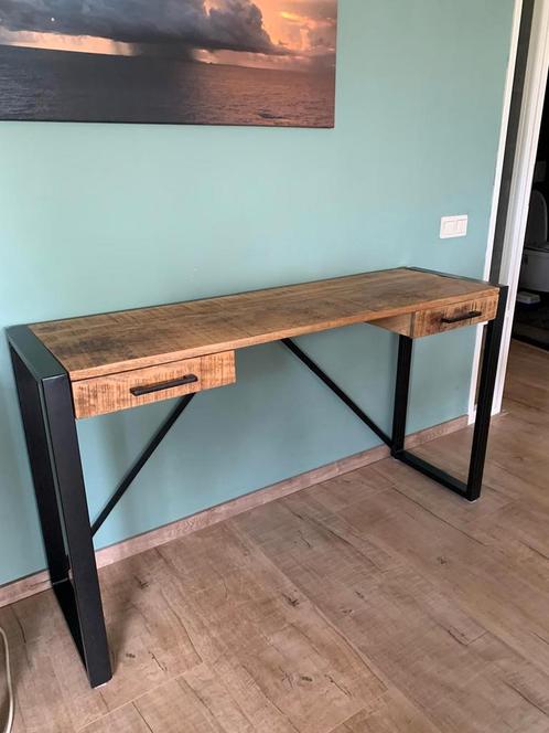 Mangohouten bureau met 2 lades – industrieel design, Huis en Inrichting, Bureaus, Zo goed als nieuw, Bureau, Ophalen