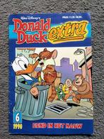 Donald Duck Extra + 1 Donald Duck Big Fun., Gelezen, Amerika, Ophalen of Verzenden, Eén comic