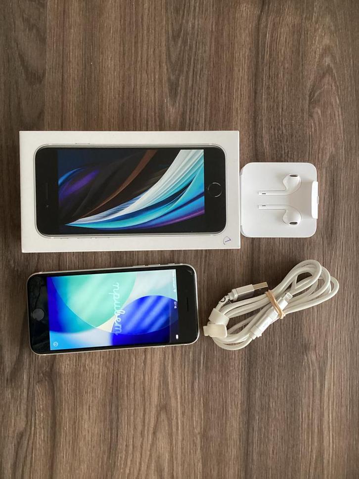 Apple iPhone SE 2020, Telecommunicatie, Mobiele telefoons | Apple iPhone, Gebruikt, 64 GB, Zwart, Ophalen of Verzenden