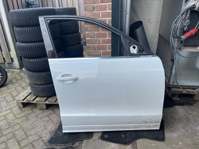 PORTIER RECHTS VOOR Audi Q5 (8RB) (01-2008/05-2017), Auto-onderdelen, Carrosserie en Plaatwerk, Deur, Audi, Voor, Rechts, Gebruikt