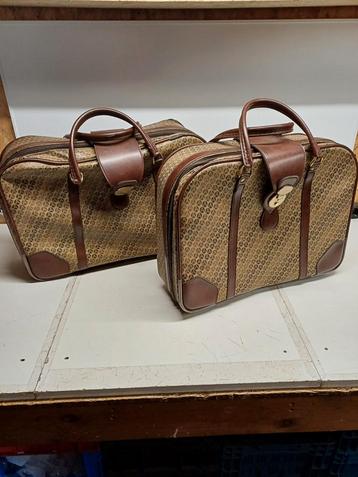 Vintage Alessia ( Gucci ) koffers / 242 beschikbaar voor biedingen