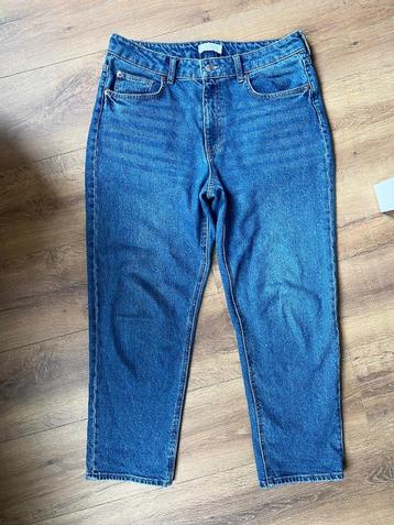 H&M blue jeans (blauwe spijkerbroek)