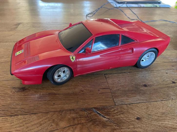 Ferrari 288 GTO -- REEL draadbestuurd, Hobby en Vrije tijd, Modelauto's | 1:18, Nieuw, Auto, Overige merken, Ophalen of Verzenden