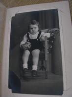 Mooie Vintage portret foto kind meisje in origineel mapje, 1940 tot 1960, Foto, Zo goed als nieuw, Kind