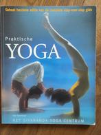 Praktische Yoga - Sivananda Yoga Centrum, Boeken, Instructieboek, Ophalen of Verzenden, Meditatie of Yoga, Zo goed als nieuw