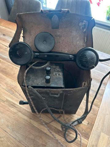 Siemens EE-8 veldtelefoon,  1935 beschikbaar voor biedingen