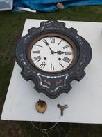 14337) mooi oude antieke klok met slinger en sleutel, Antiek en Kunst, Antiek | Klokken, Ophalen of Verzenden