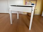 IKEA SUNDVIK Kinderbureau / Schoolbank, Ophalen, Zo goed als nieuw, Tafel(s)