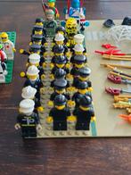 Lego 240  mini figuren en accessoires, Kinderen en Baby's, Speelgoed | Duplo en Lego, Ophalen of Verzenden