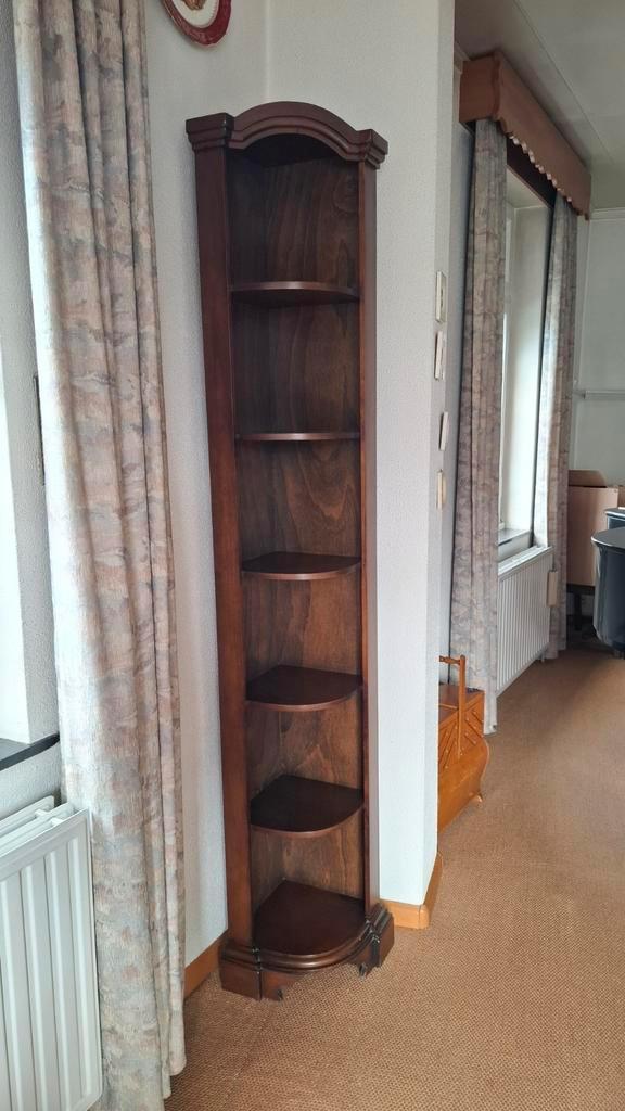 Houten hoekkast, 205cm hoog, Antiek en Kunst, Antiek | Meubels | Kasten, Ophalen