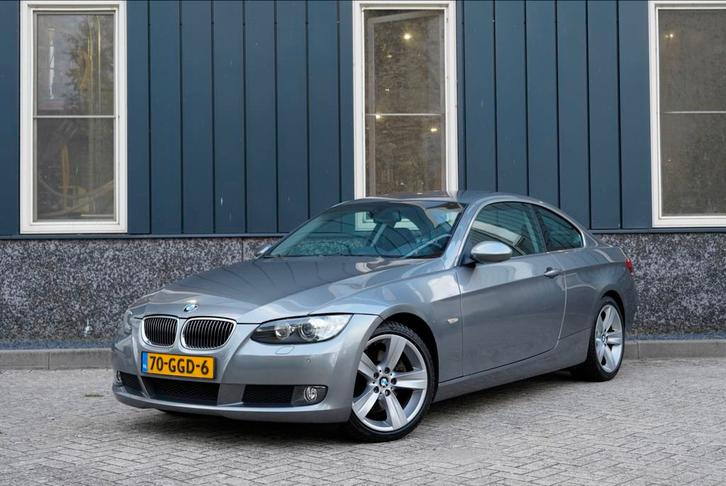 BMW 325i E92 2008 | KEYLESS | STOELVER | 2DE EIG | NAP |, Auto's, BMW, Particulier, 3-Serie, ABS, Adaptieve lichten, Airbags, Airconditioning