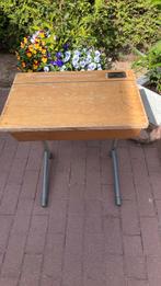 Te koop oude schoolbank, Ophalen