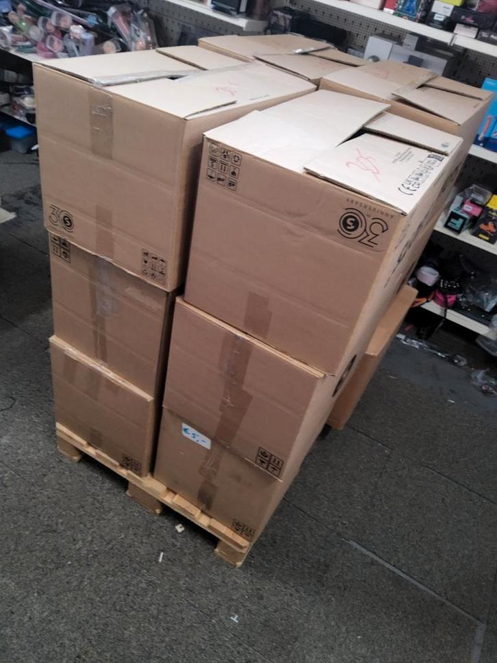 Partij 18+ Artikelen - Hele Pallet!, Diversen, Rommelmarktspullen, Nieuw, Ophalen