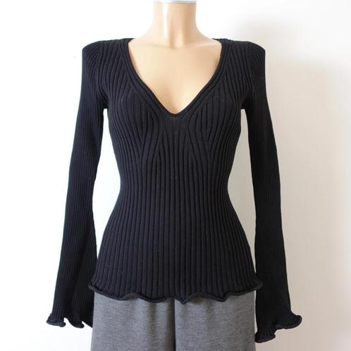 H&M Zwarte geribbelde V-hals top met geplooide manchetten en, Kleding | Dames, Tops, Zo goed als nieuw, Maat 36 (S), Zwart, Lange mouw