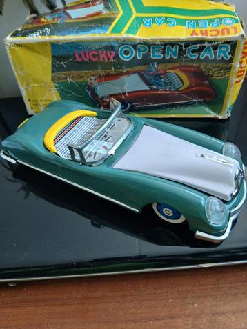Lucky blikken cabrio beschikbaar voor biedingen