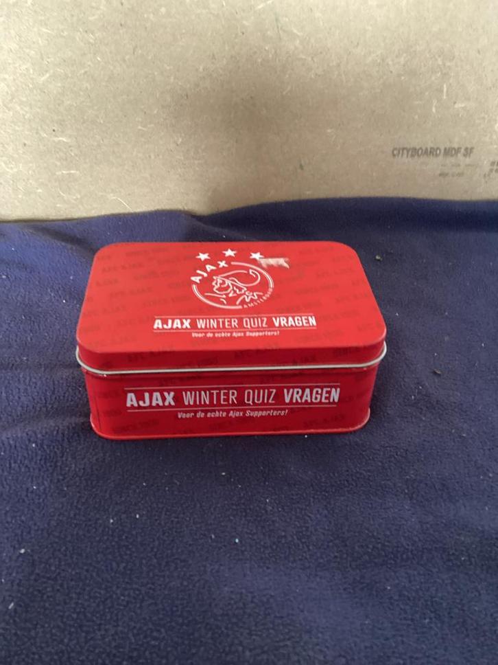 Ajax Winter Quiz Vragen - Limited Edition, Hobby en Vrije tijd, Gezelschapsspellen | Bordspellen, Zo goed als nieuw, Een of twee spelers