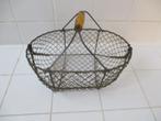 brocante metaal mand voor eieren of als fruit mand, Ophalen of Verzenden