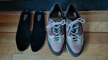 1X GEDRAGEN ROZE/BRUIN/ZILVER BULLBOXER SNEAKERS GYMPEN 39 beschikbaar voor biedingen