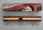 Vintage houten/messing stropdas display., Wandkapstok, Ophalen of Verzenden, Zo goed als nieuw, Minder dan 100 cm