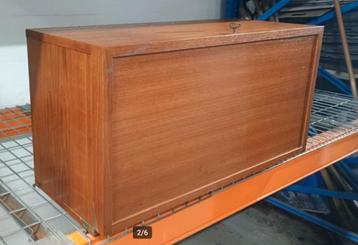 Vintage Nisse String vinyl platenkast voor wandsysteem  beschikbaar voor biedingen