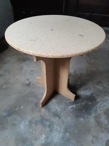 Rond Bijzet tafeltje beschikbaar voor biedingen