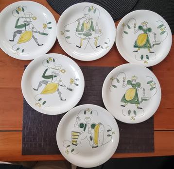 6 vrolijke vintage borden Royal Sphinx maastricht beschikbaar voor biedingen