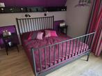 Zwart metalen bed 160 x 200, Huis en Inrichting, Ophalen, Zwarte spijlen., Zwart, Tweepersoons