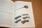 Speuren naar het onverklaarbare - Archeologie Maasdal, Ophalen of Verzenden, 20e eeuw of later, Gelezen