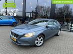 Volvo V40 T3 Momentum|Camera|Navi|Clima|PDC, Voorwielaandrijving, Gebruikt, Beige, 4 cilinders