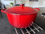 Le Creuset braadpan 28 cm rood 6,7 ltr, Huis en Inrichting, Keuken | Potten en Pannen, Ophalen, Zo goed als nieuw, Koekenpan of Braadpan