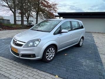 Opel Zafira 1.8 Temptation 7p Airco Cruise Trekhaak Apk beschikbaar voor biedingen