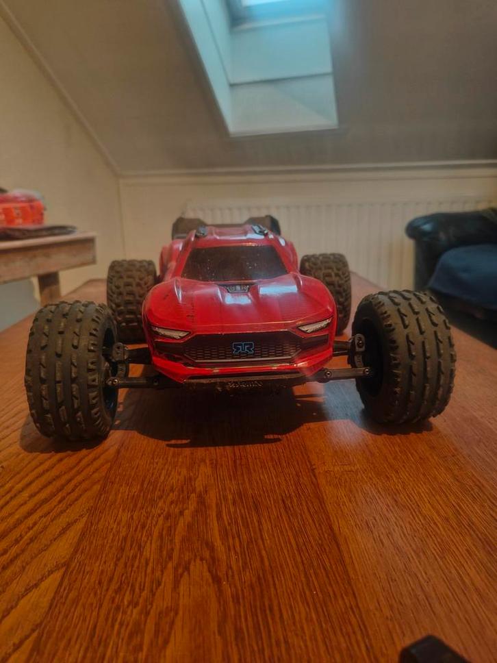 Arrma Vorteks 223s 2wd, Hobby en Vrije tijd, Modelbouw | Radiografisch | Auto's, Gebruikt, Auto offroad, Ophalen of Verzenden