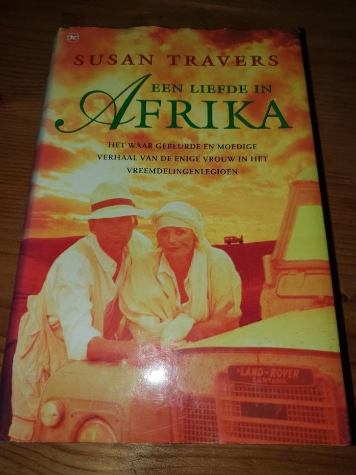 Waar gebeurde roman van Susan Travers, Boeken, Romans, Zo goed als nieuw, Ophalen of Verzenden