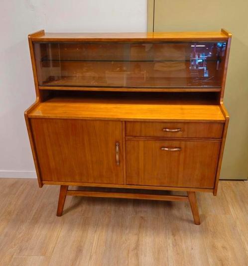 Vintage Highboard Vitrinekast Vitrine Kast Kastje Dressoir, Verzamelen, Retro, Huis en Inrichting, Ophalen