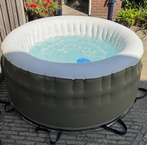 Avenli opblaasbare jacuzzi - met verwarming pomp 4 personen, Tuin en Terras, Bubbelbaden en Hottubs, Gebruikt, Opblaasbaar, Afdekzeil