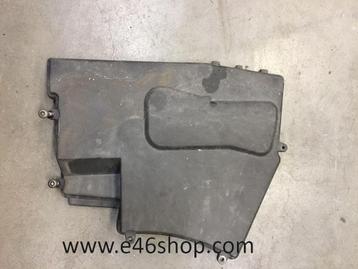 Deksel ECU bak BMW E60 E61 oe 7520899 beschikbaar voor biedingen