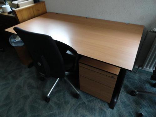Bureau verstelbaar in hoogte, bureaustoel en ladenkastje, Huis en Inrichting, Bureaus, Zo goed als nieuw, Bureau, In hoogte verstelbaar