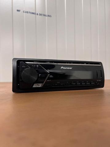 Pioneer MVH-S300BT autoradio Bleutooth  beschikbaar voor biedingen
