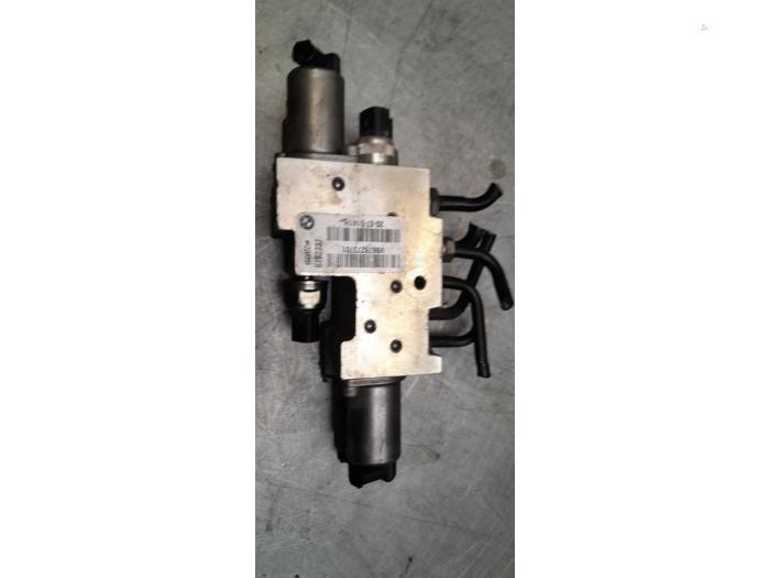 Kleppenblok hydraulisch van een BMW X5, Auto-onderdelen, Motor en Toebehoren, BMW, Gebruikt, 3 maanden garantie, Ophalen of Verzenden