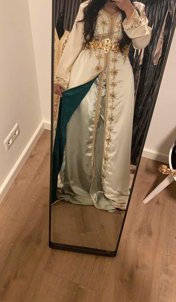 Marokkaanse jurk (takshita), Kleding | Dames, Gelegenheidskleding, Zo goed als nieuw, Overige typen, Maat 42/44 (L), Beige, Verzenden