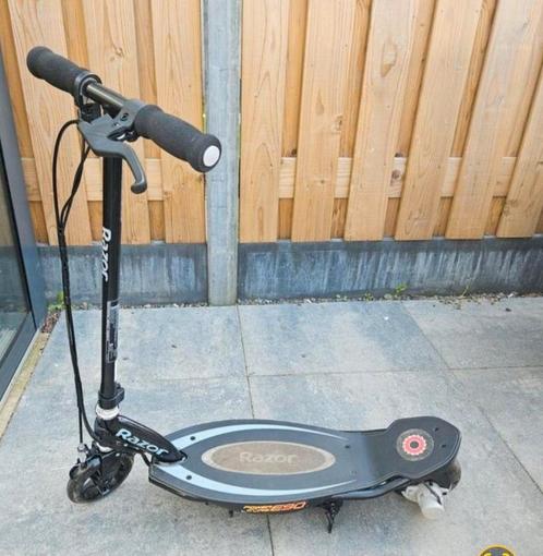 Razor electrische step, Fietsen en Brommers, Steps, Zo goed als nieuw, Elektrische step (E-scooter), Ophalen of Verzenden