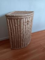 Rieten mand, wasmand, voor in een hoek, Huis en Inrichting, Woonaccessoires | Schalen en Manden, Ophalen, Rechthoekig, Riet