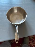 24Kitchen RVS Kookpan met Schenktuit, Huis en Inrichting, Keuken | Potten en Pannen, Kookpan of Snelkookpan, Gebruikt, Inductieplaat