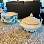 Soepterrine met 9 soepborden Hutschenreuter Sylvia, Huis en Inrichting, Ophalen of Verzenden, Zo goed als nieuw, Effen, Porselein