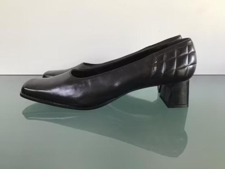 MODA DI FAUSTO | Nieuwe klasse leren zwarte pumps 41.5, Kleding | Dames, Schoenen, Nieuw, Pumps, Zwart, Verzenden