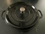 STAUB La Cocotte braadpan, Huis en Inrichting, Keuken | Potten en Pannen, Ophalen of Verzenden, Zo goed als nieuw, Gietijzer, Koekenpan of Braadpan