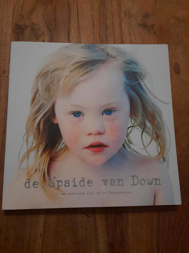 Eva Snoijink - Upside van Down!, Boeken, Zwangerschap en Opvoeding, Zo goed als nieuw, Ophalen of Verzenden
